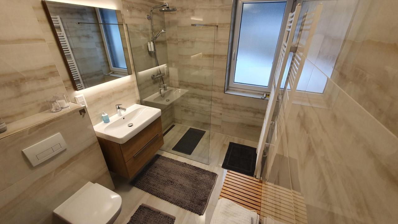 Penthouse Apartman Mineral B-4 Бардеевские Купели Экстерьер фото